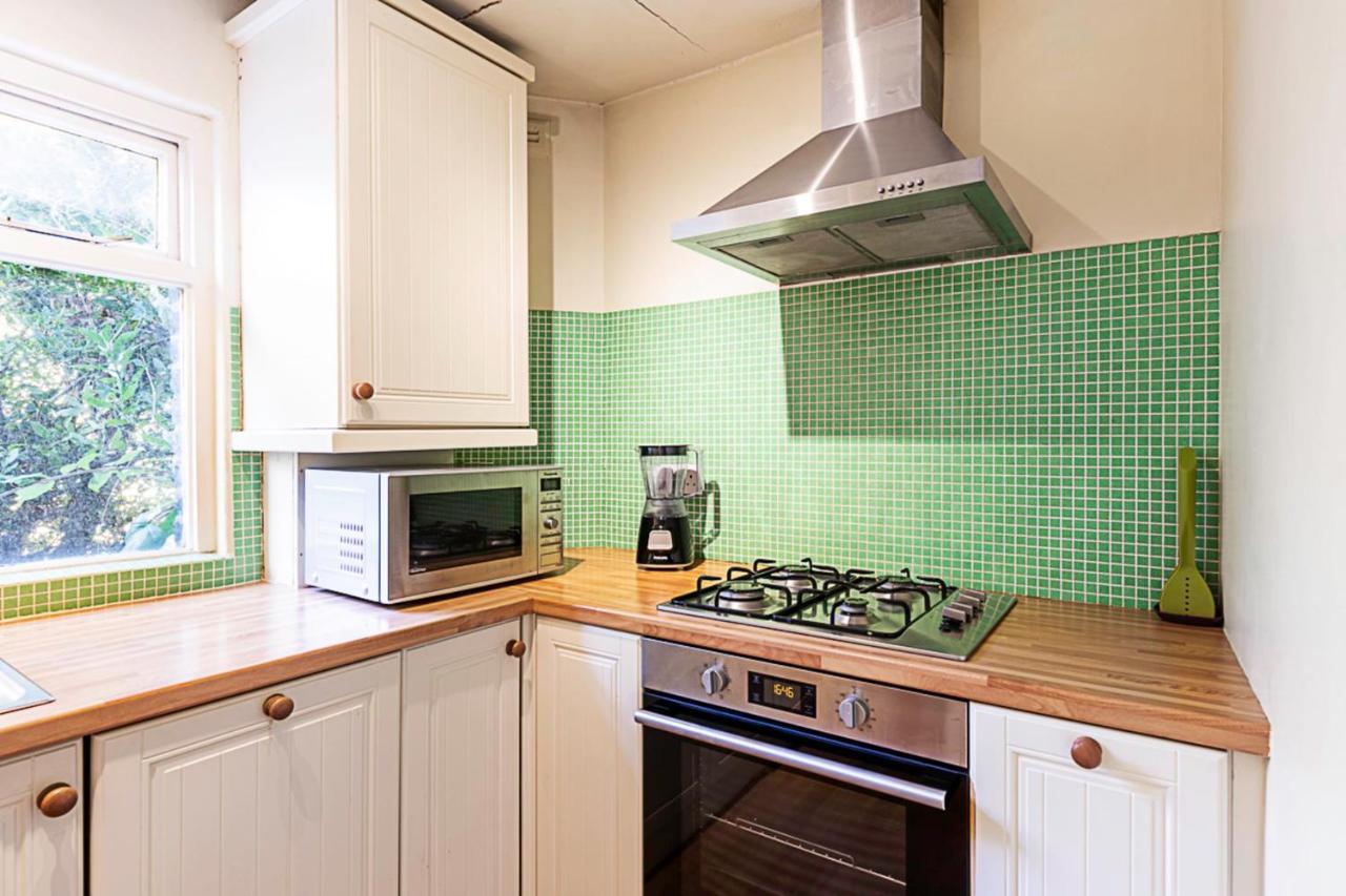 Cosy Flat In Battersea Park Appartamento