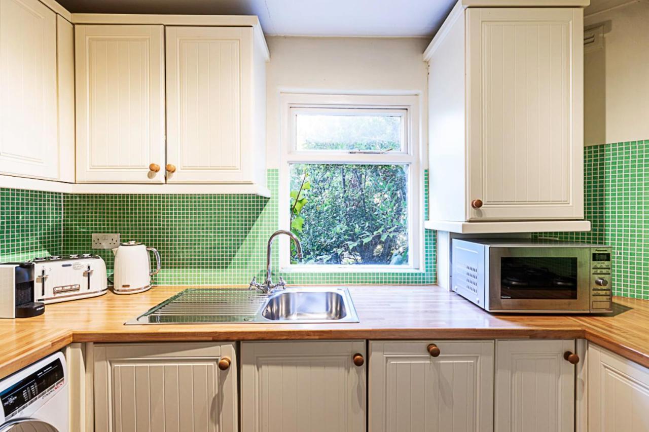 Cosy Flat In Battersea Park Londra