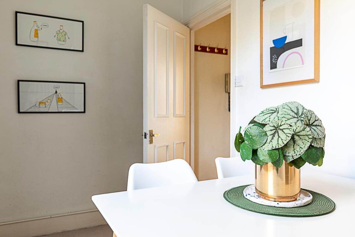 Cosy Flat In Battersea Park Appartamento